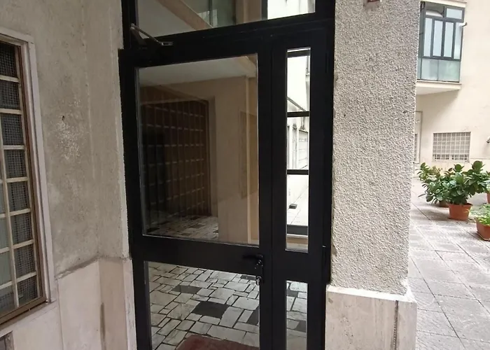 Saint Peter's Nest Apartment Rom
